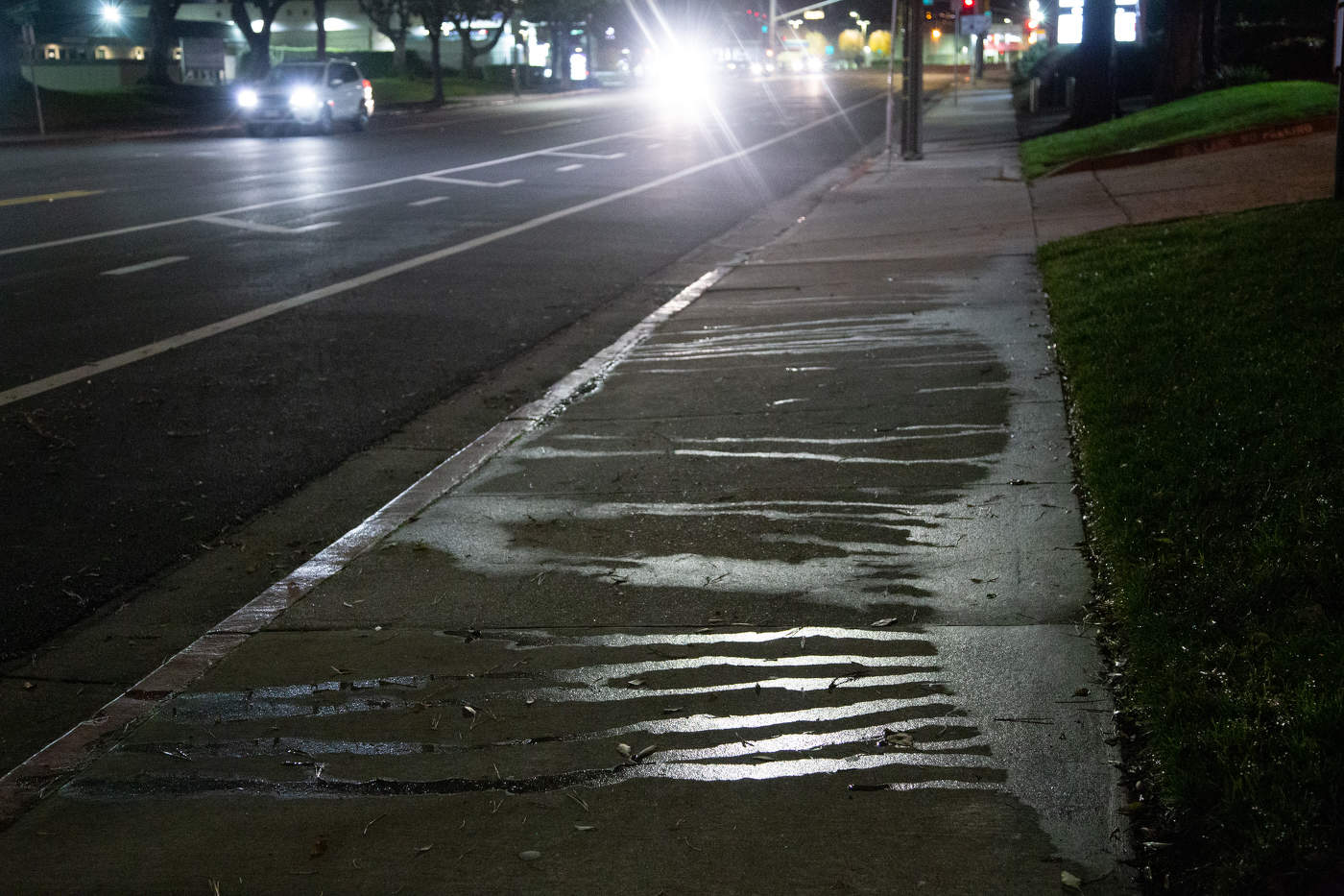 Ночной тротуар