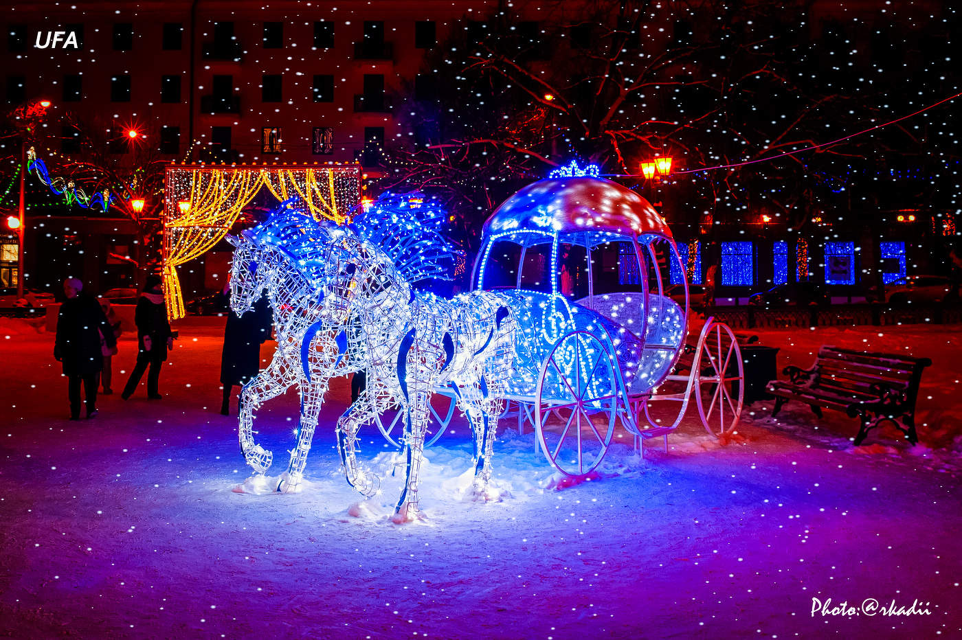 С НОВЫМ ГОДОМ,ДРУЗЬЯ!