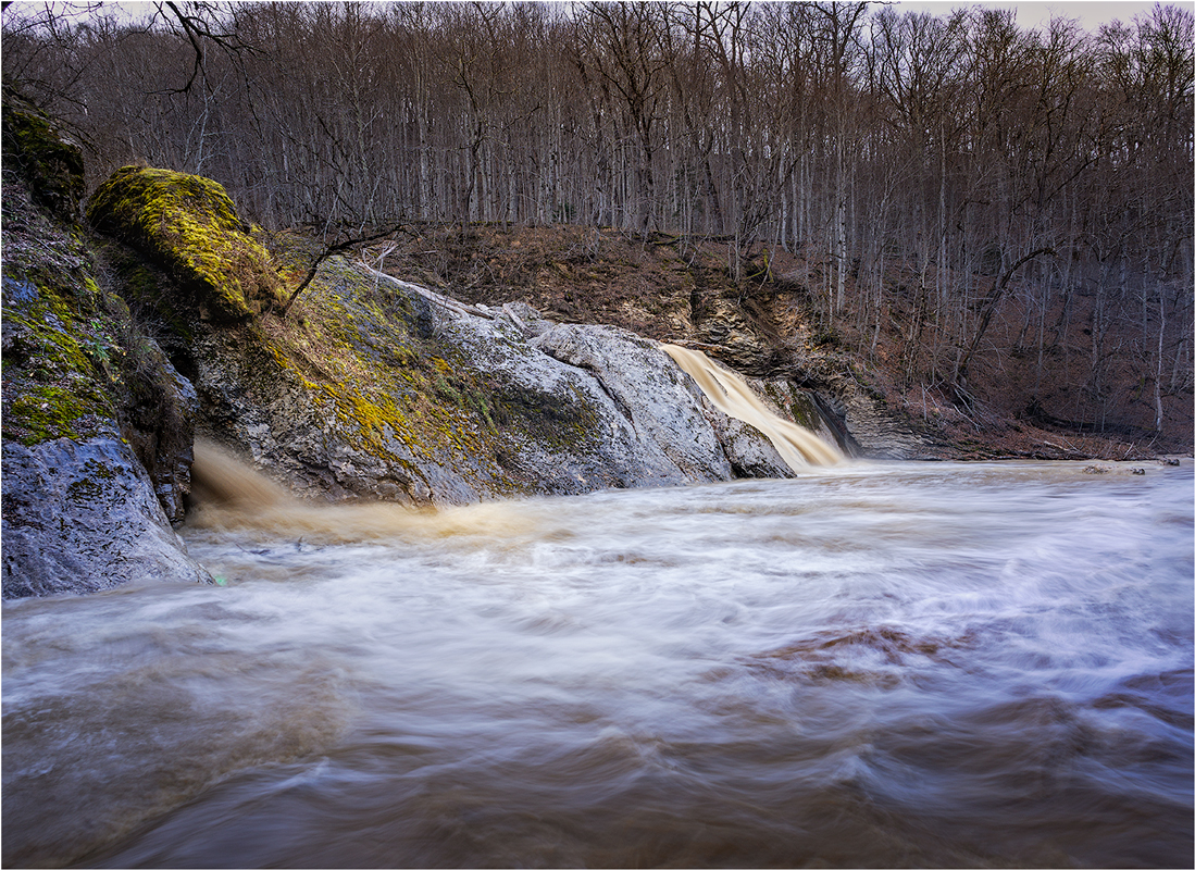 Водопад "Три брата"...