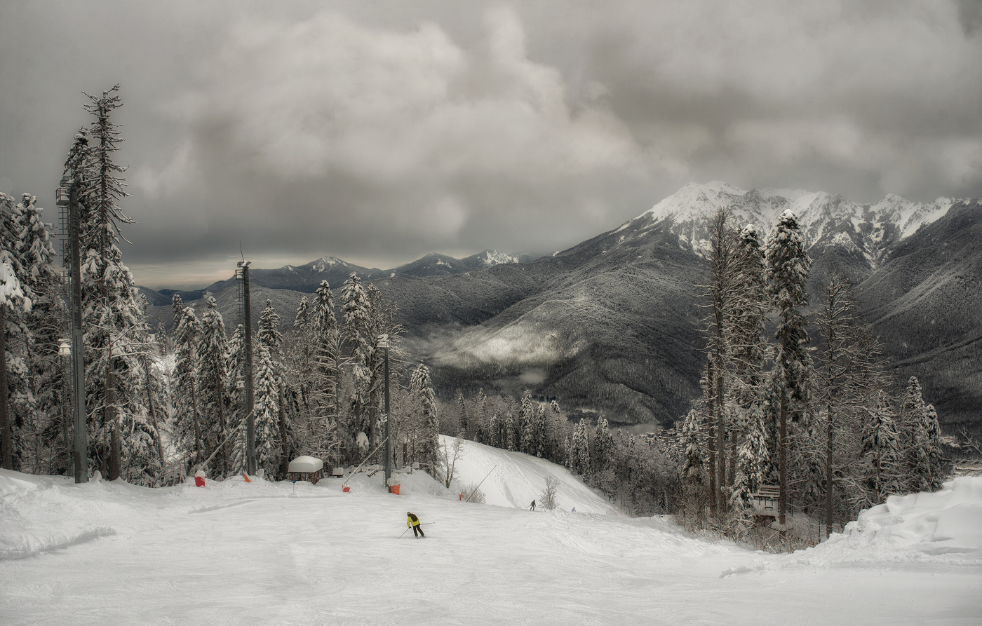 Северный склон хребта Аибга.