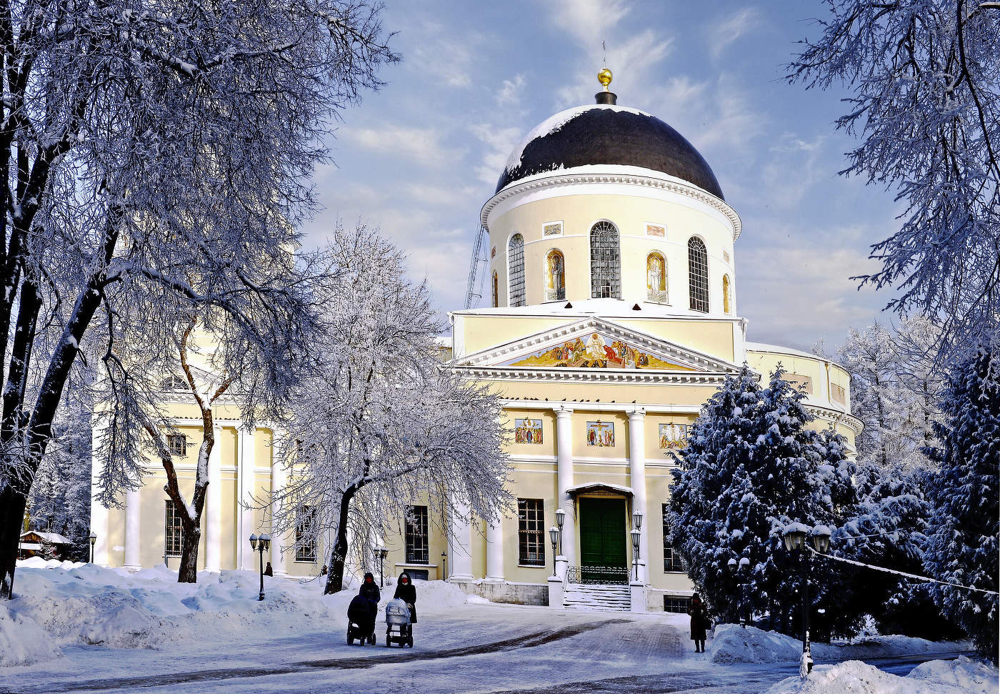 В городском парке.