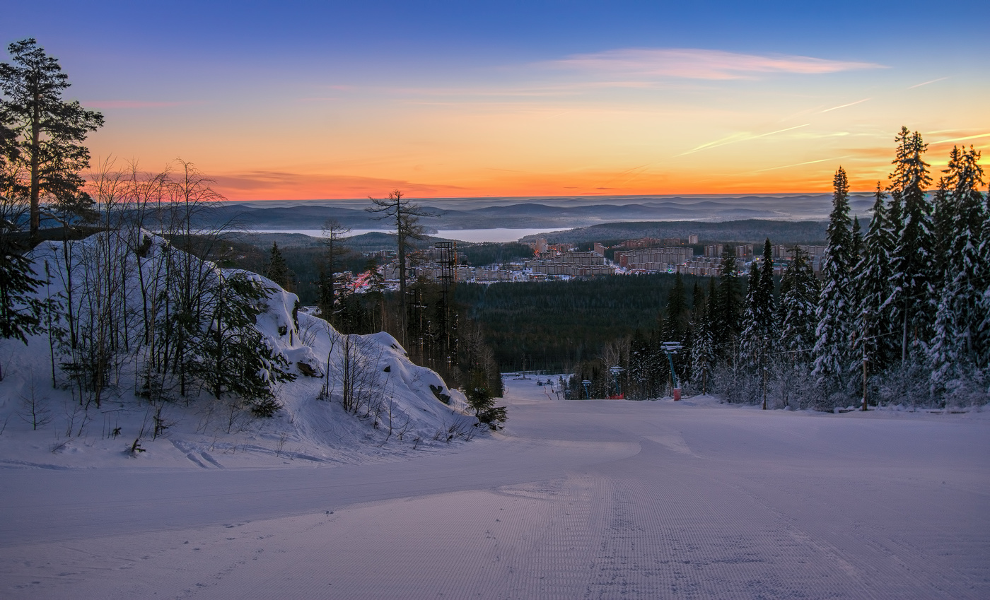 Рассвет над трассой