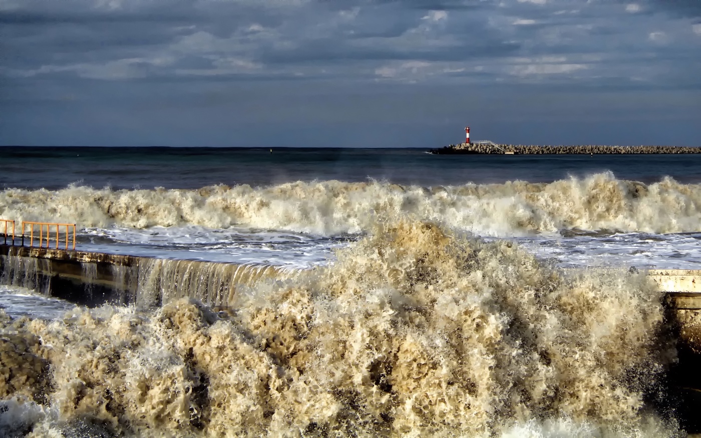 Губит людей не пиво ..