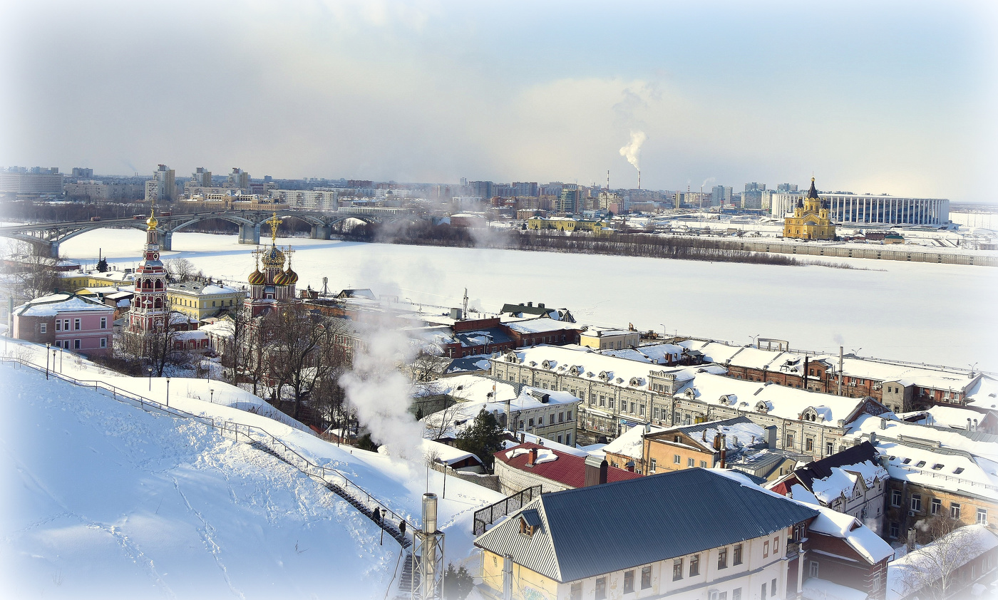 Пеленала дива — зимушка город мой