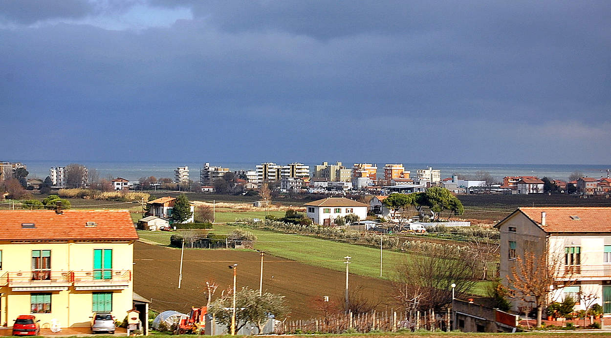 Городок на берегу Адриатического моря