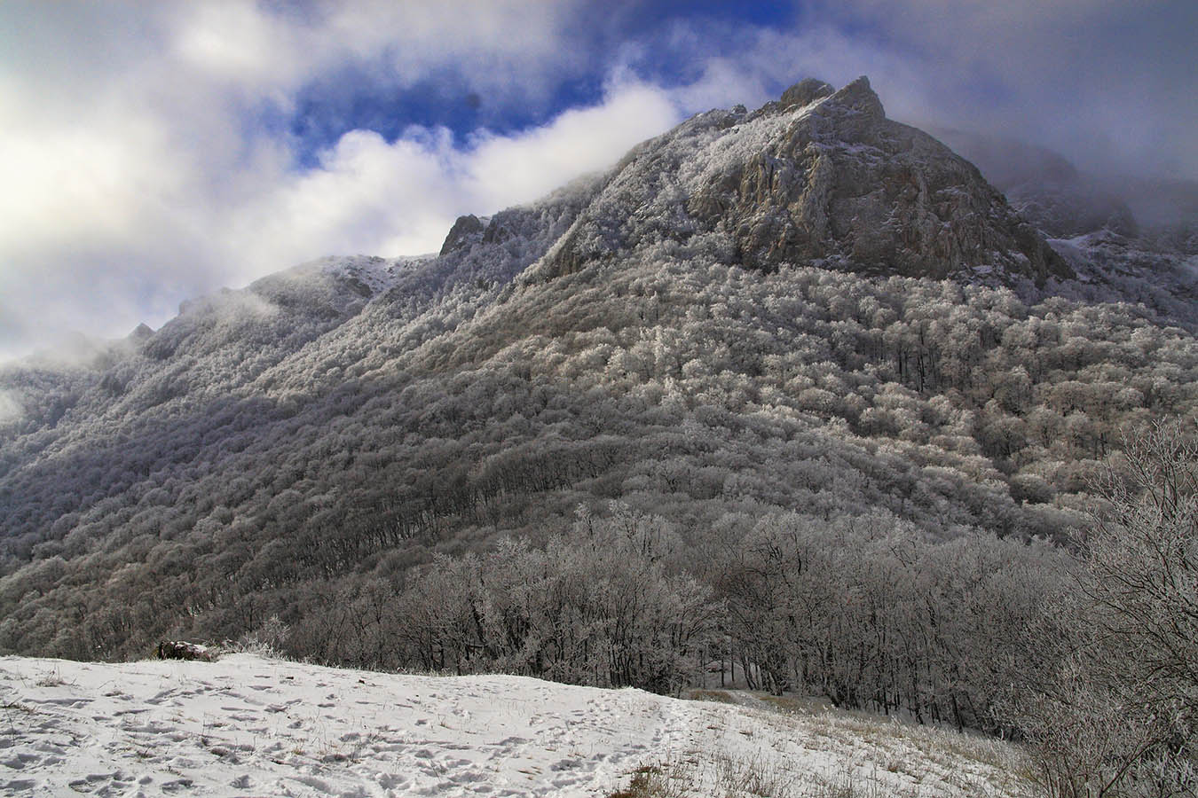 Ангарская стена