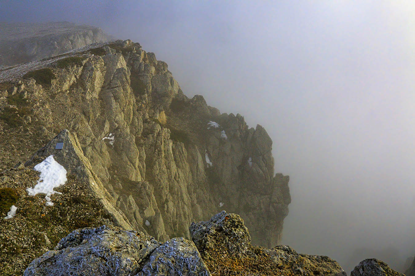 Обрывы Эклизи-Бурун