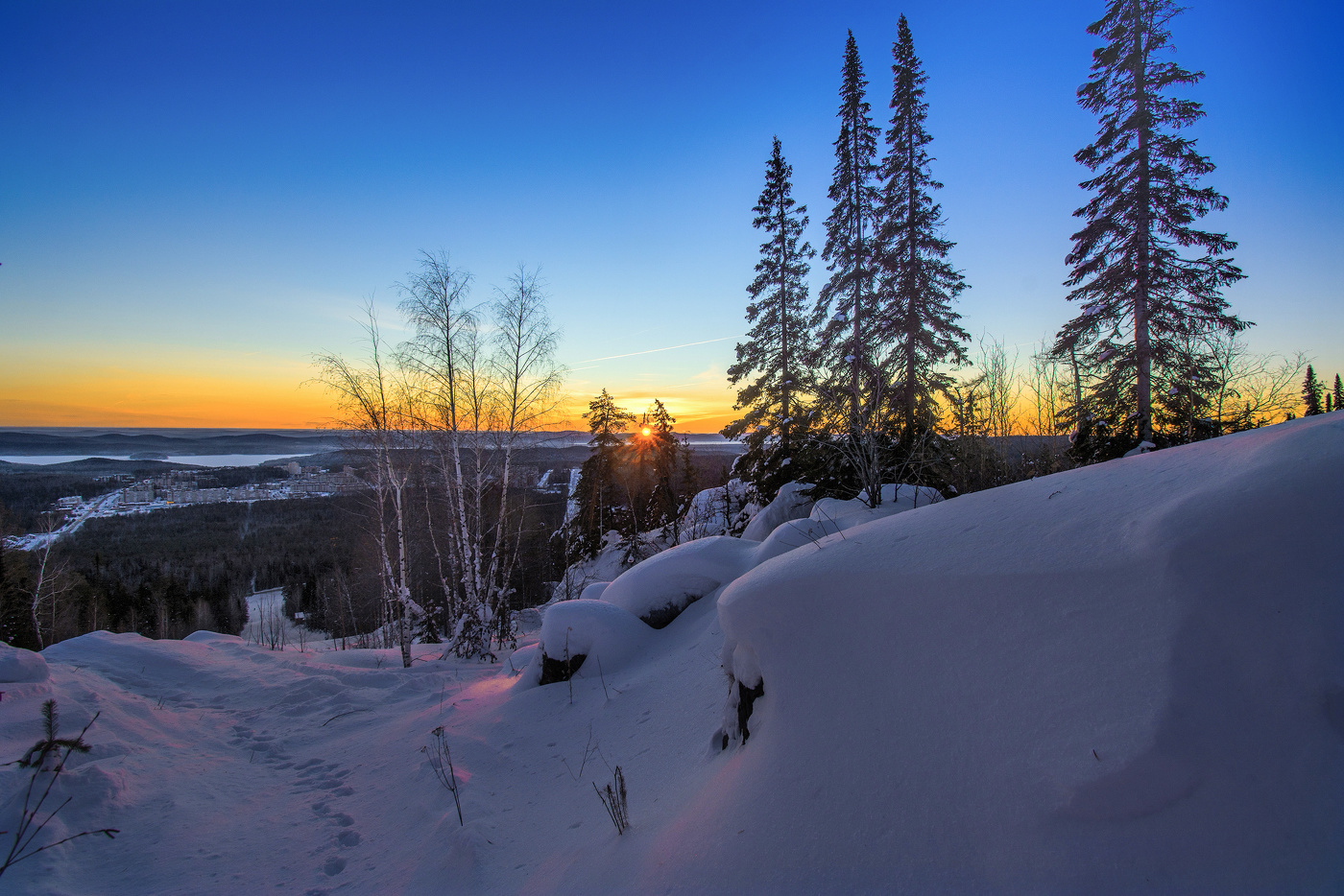 Рассвет в горах