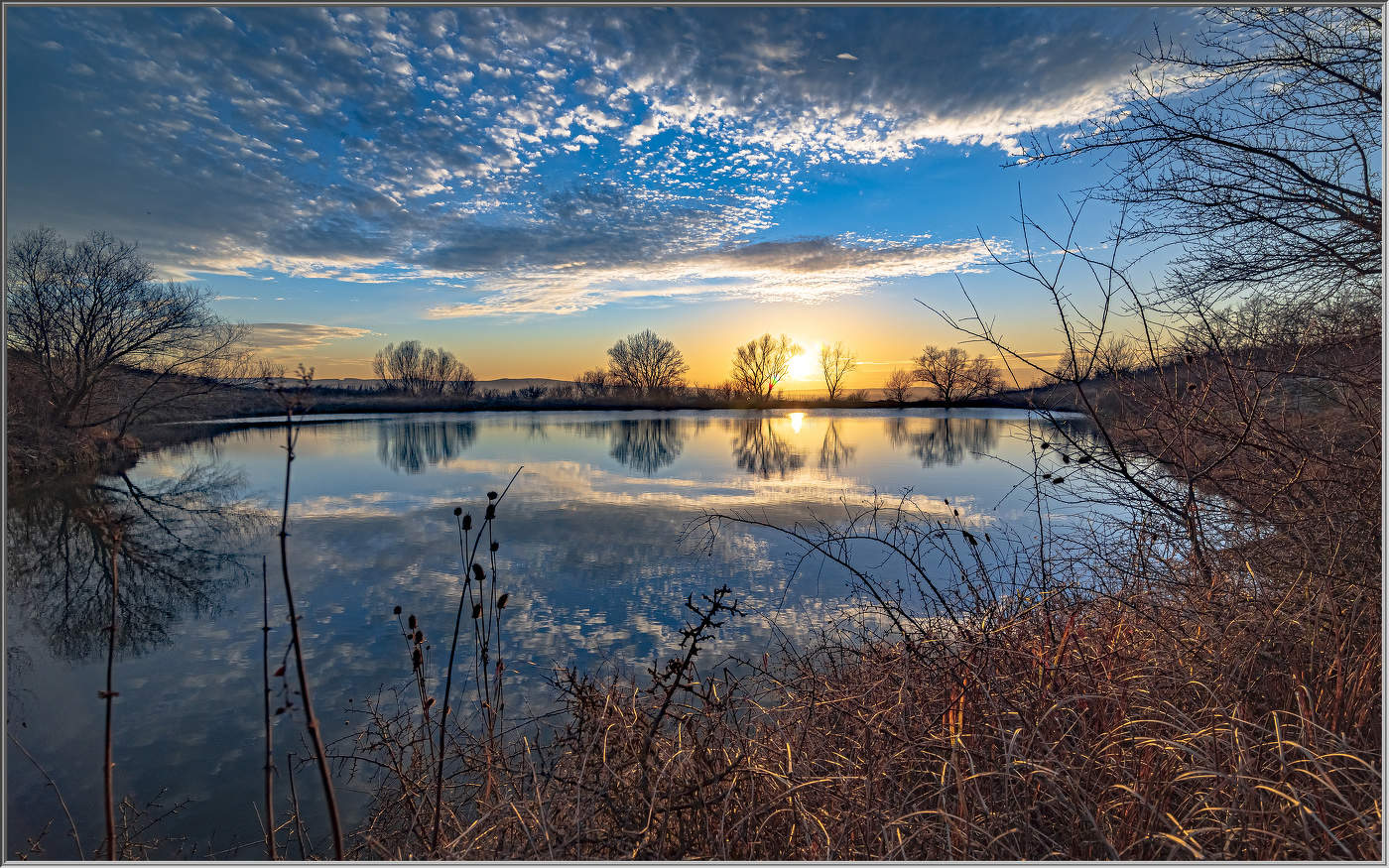 Вечер на озере