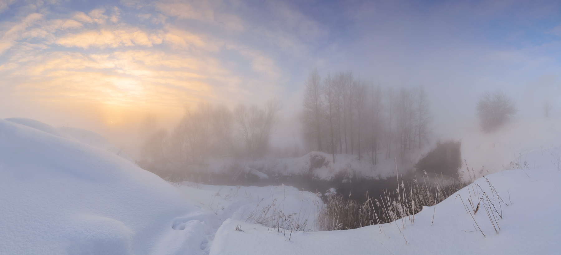 Туман январский над рекою