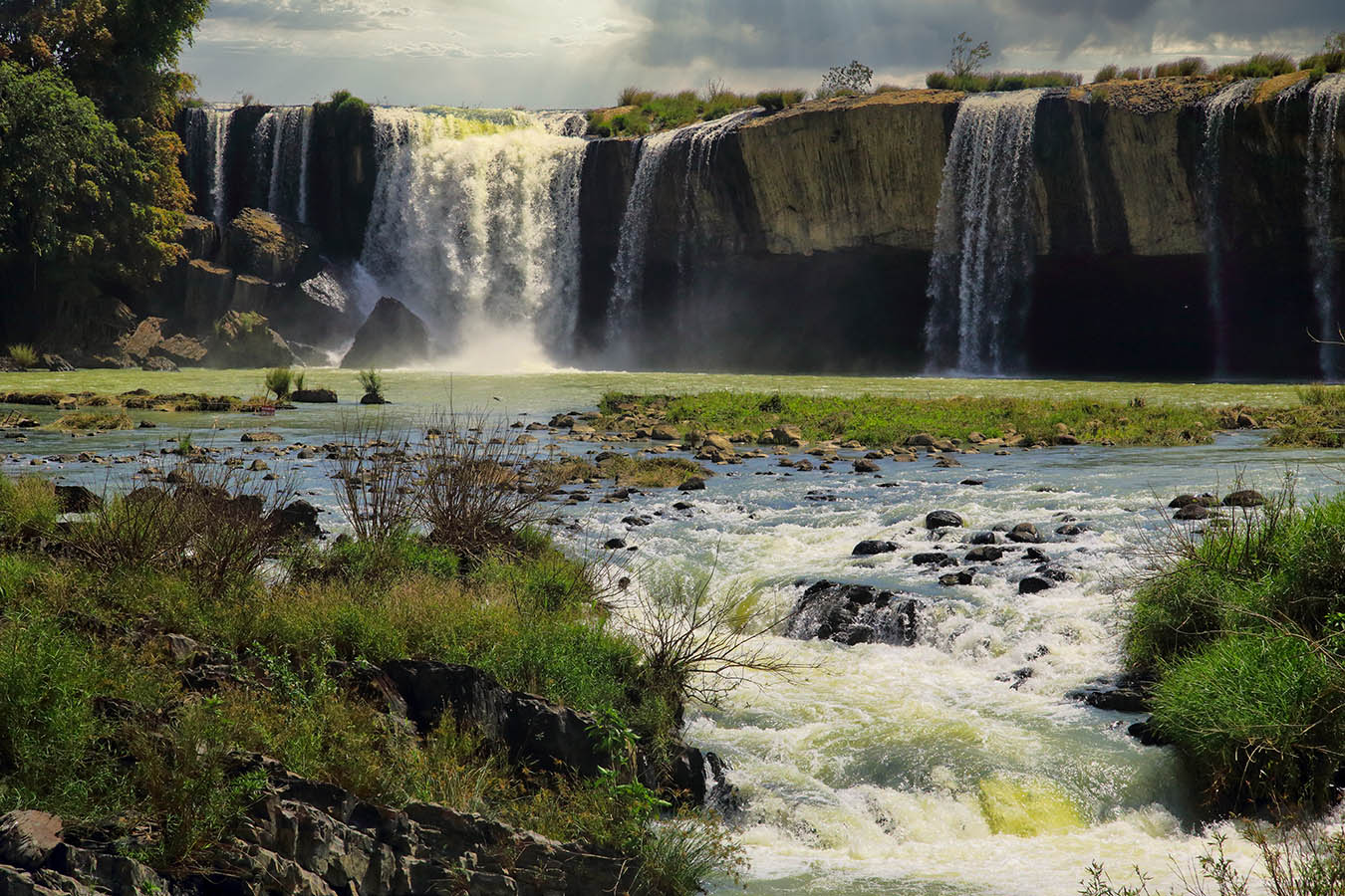 Водопад Драй Нур