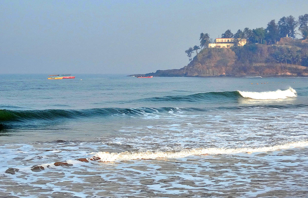 Море притягивает