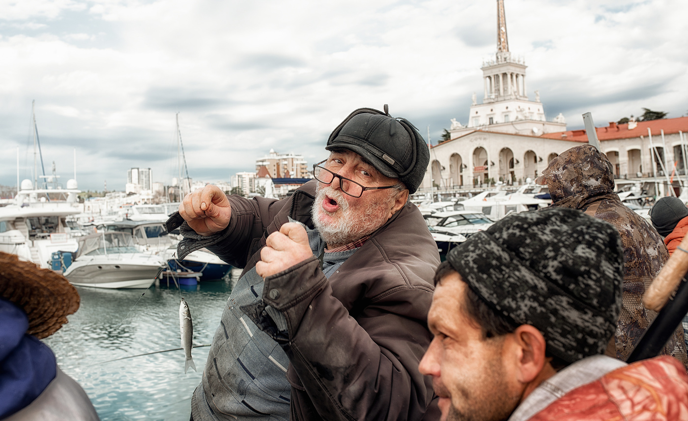 Время,проведенное на рыбалке в счёт жизни не идёт..)