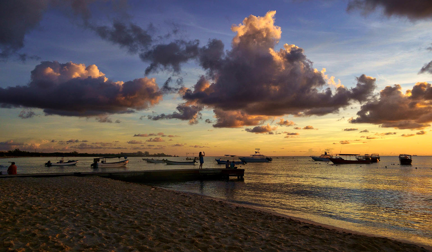 Утро на Карибах