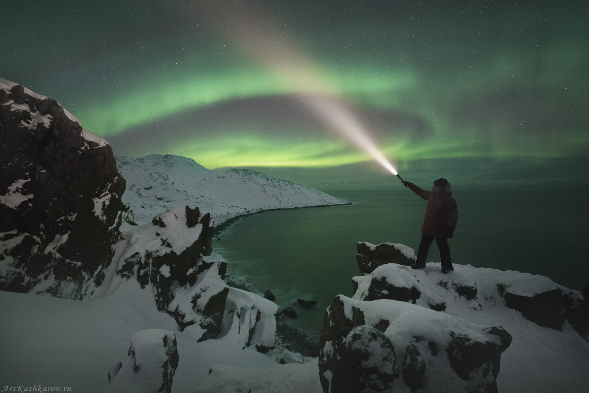 "Рисуя северное сияние"