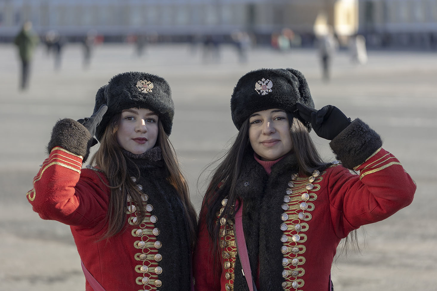 Служим России...