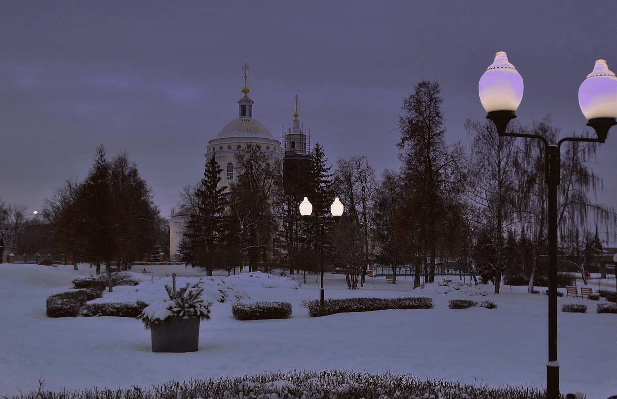 Ночь опустилась на город