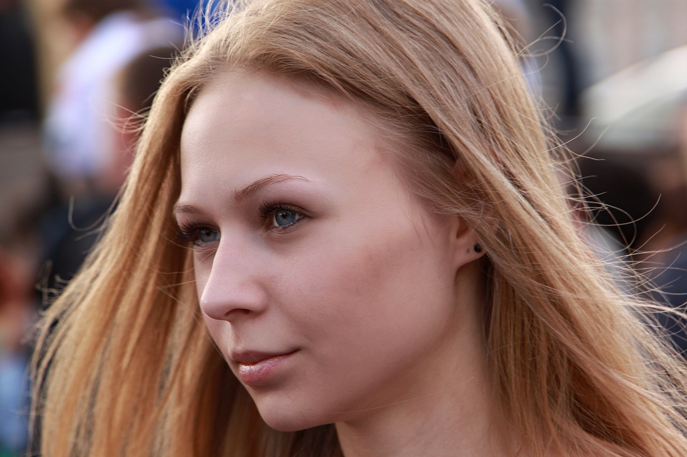 Портрет прохожей