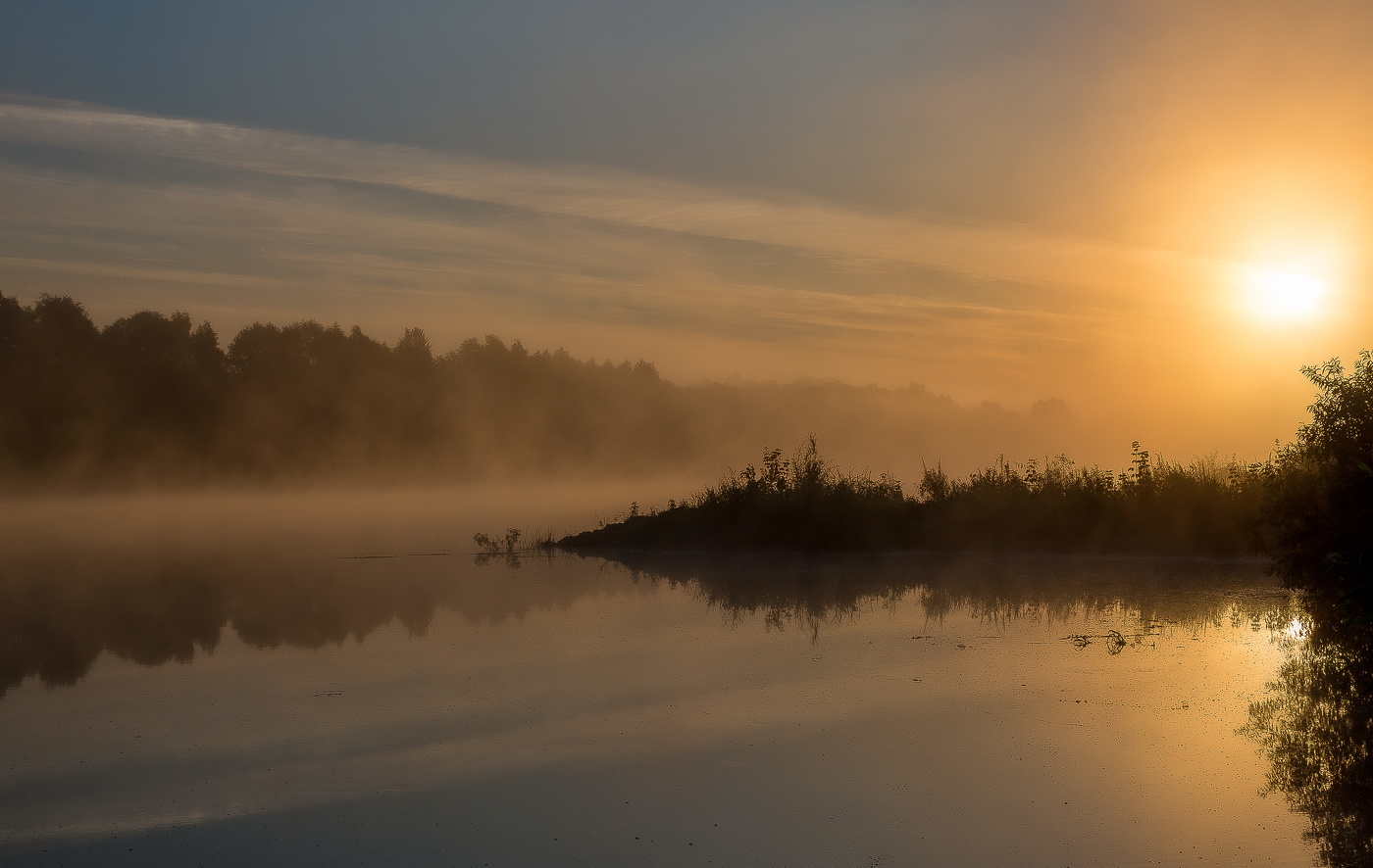 В права свои вступает Утро...