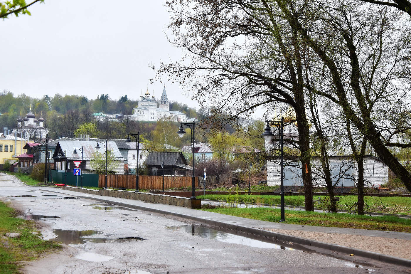 Майский дождь прошел...