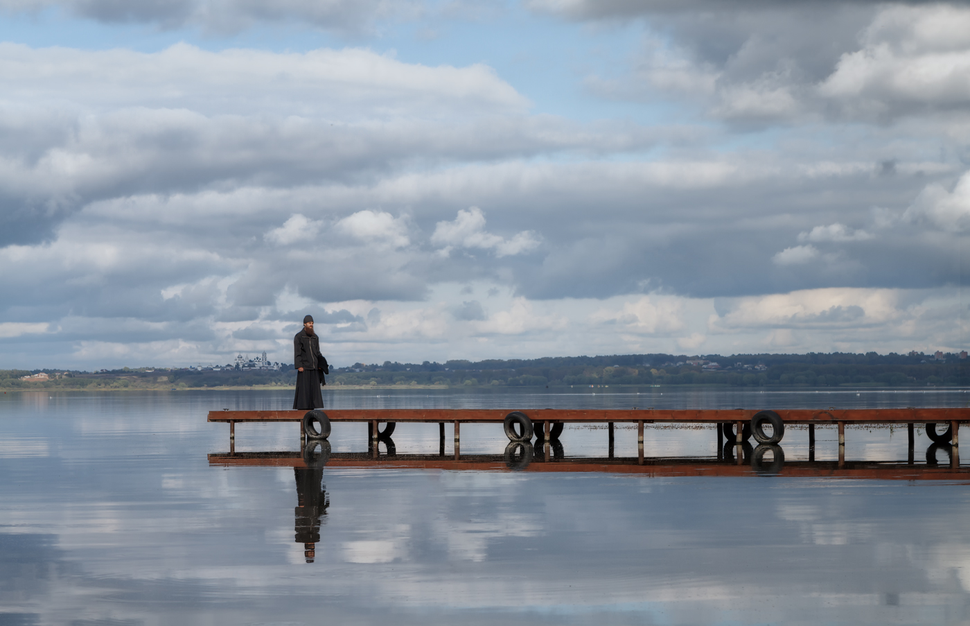 Между Небом и Землей