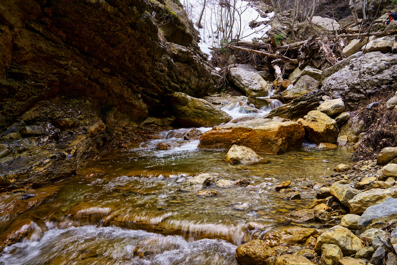 Река Водопадная