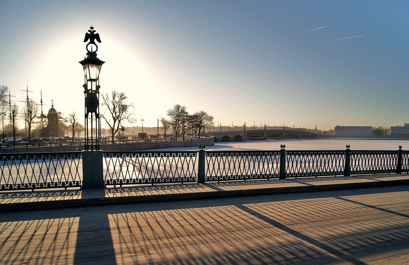 Солнце уже высоко...