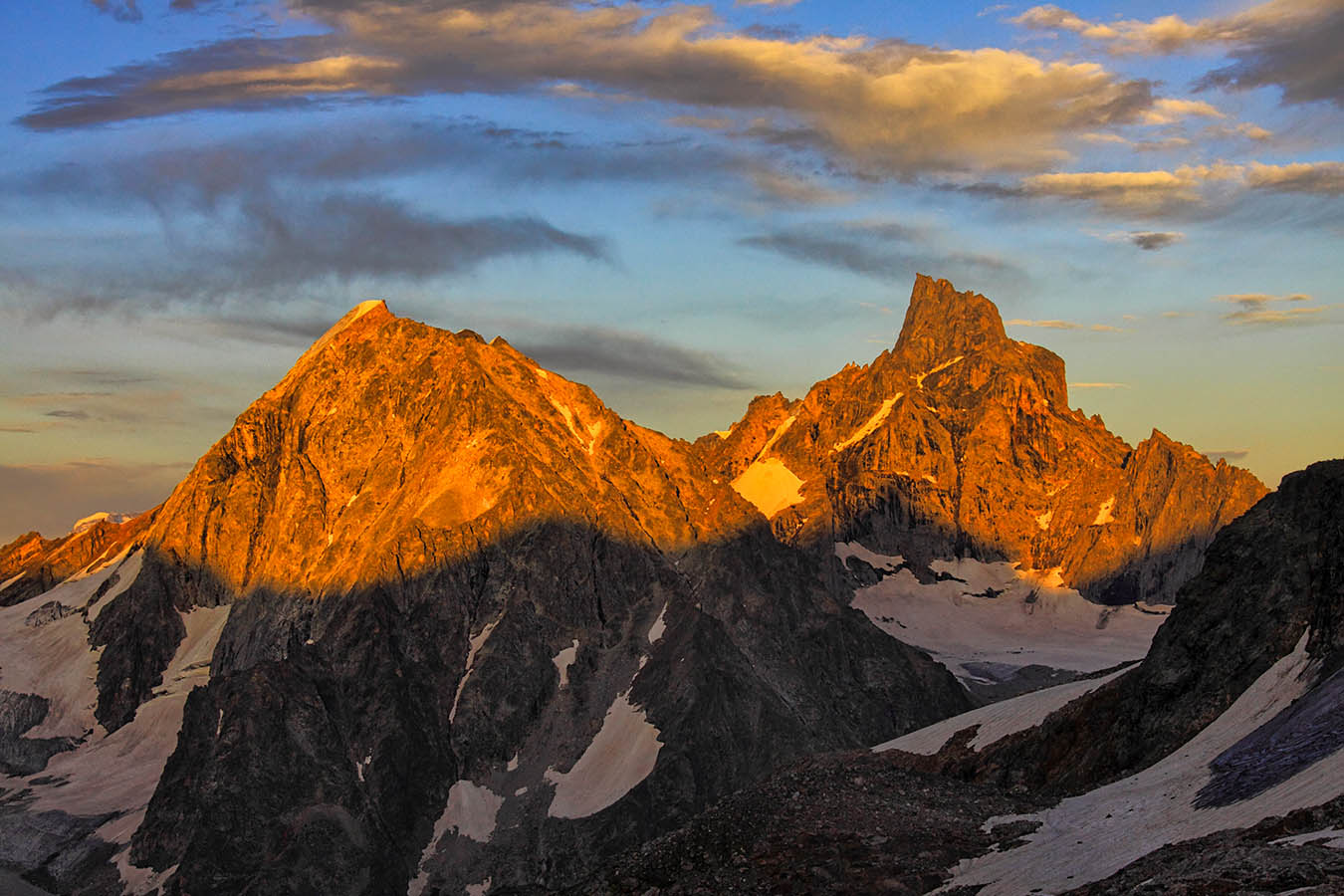 Далар и Трапеция в вечернем свете