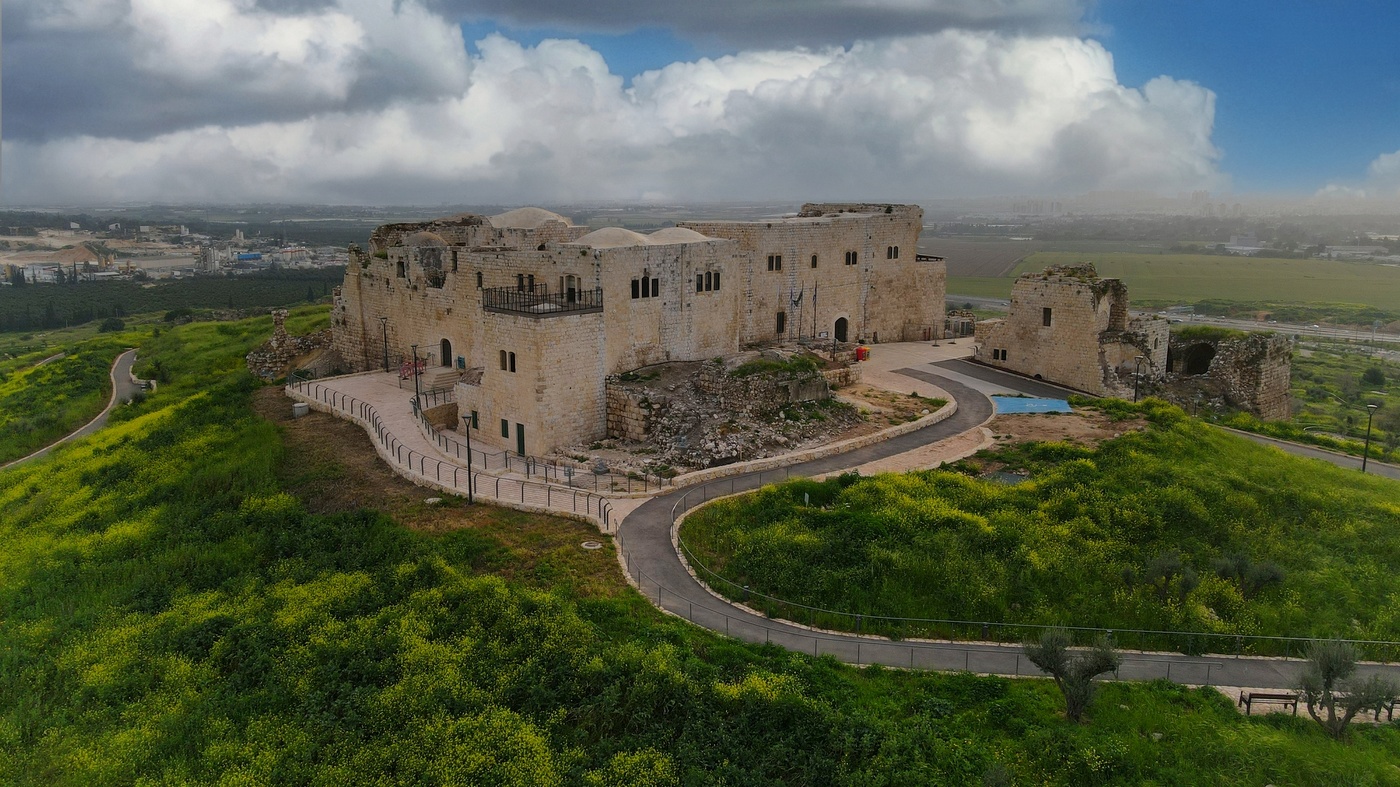 Мигдаль-Цедек (Башня Справедливости)