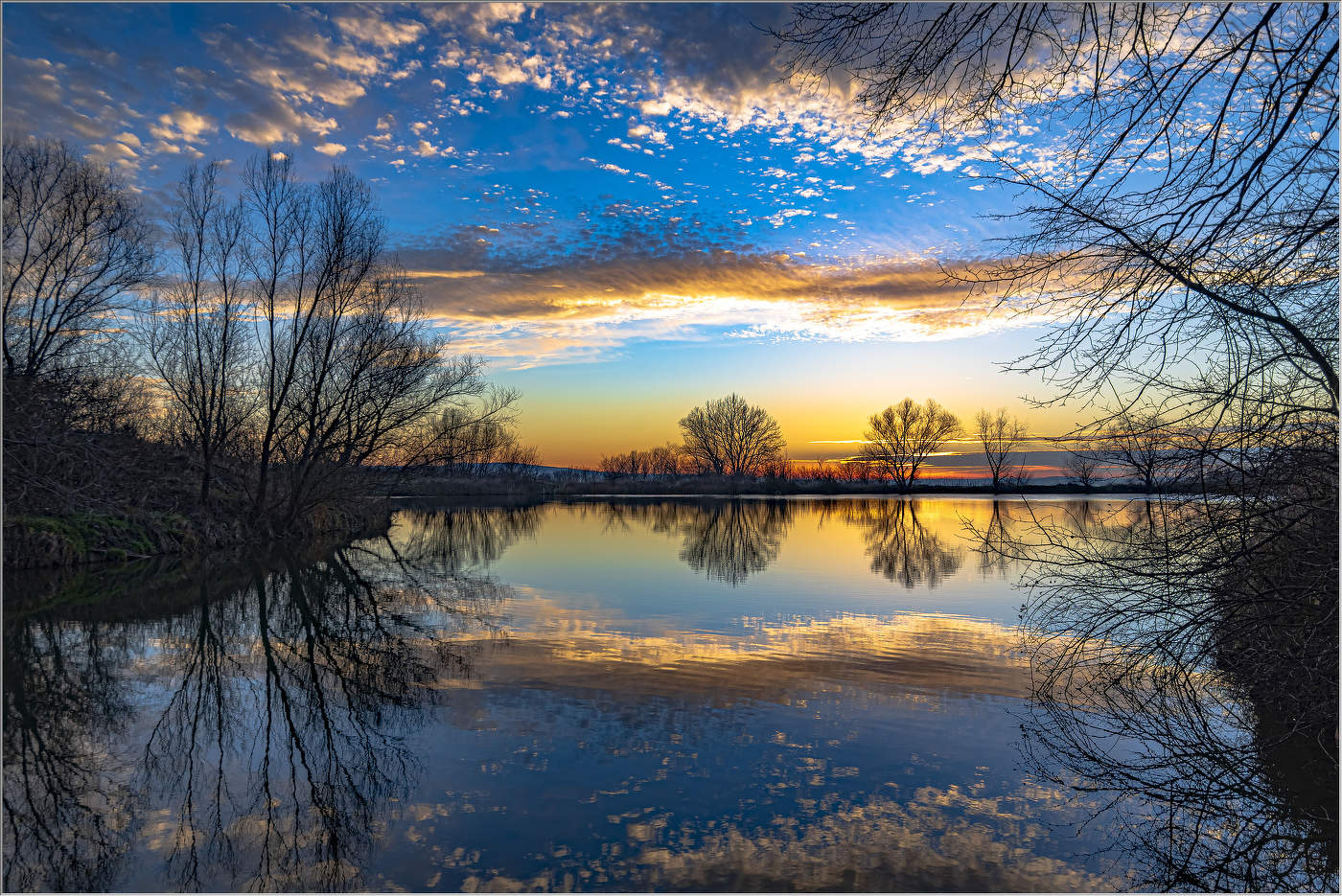 Вечер на озере
