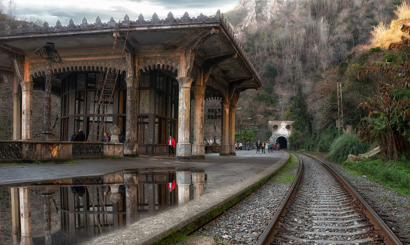 Старый Ж/Д вокзал Псырцха.