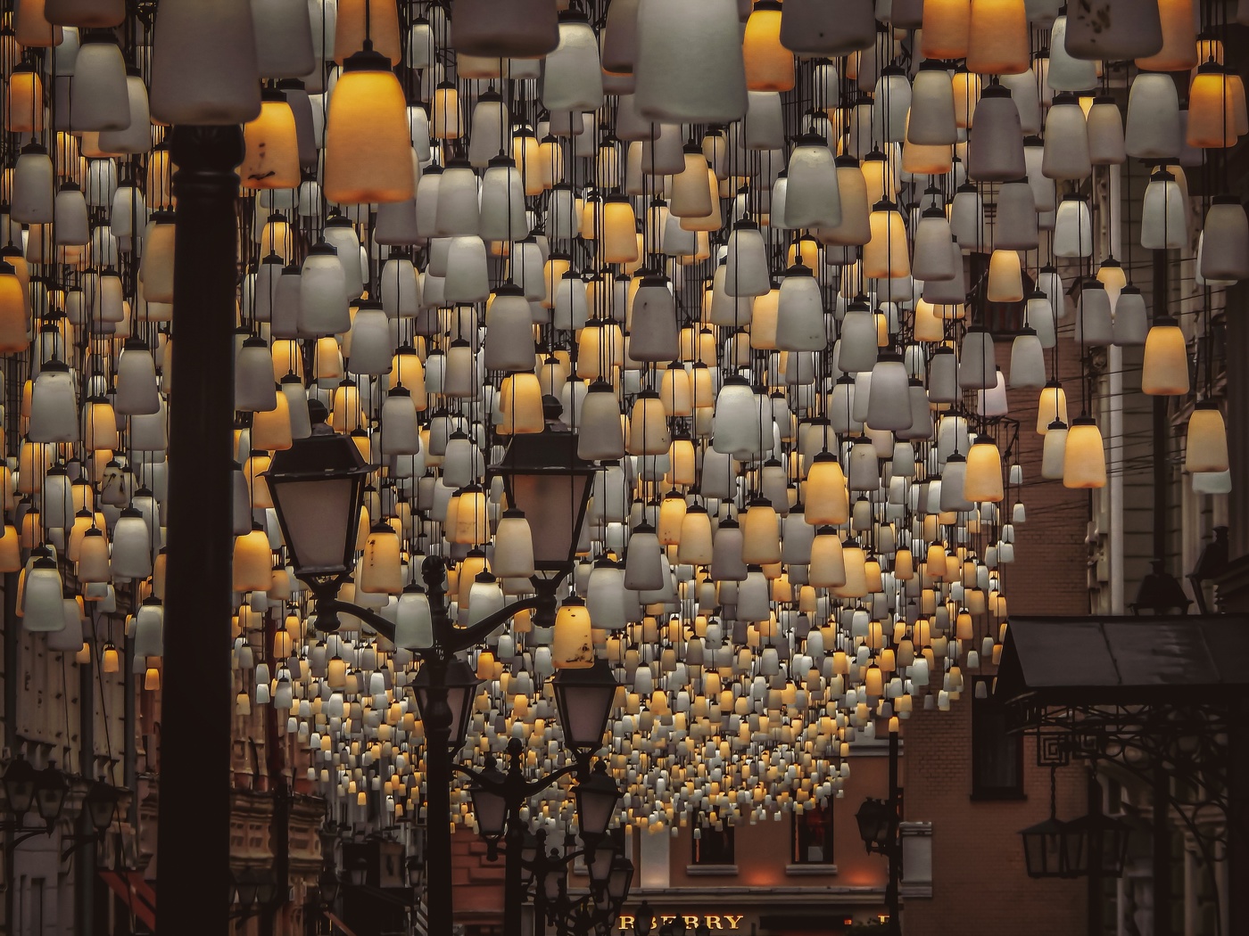 Прогулка по городу М