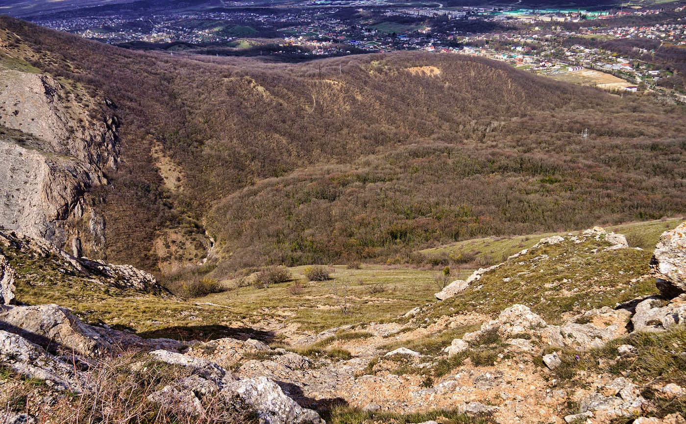 Орлиное ущелье