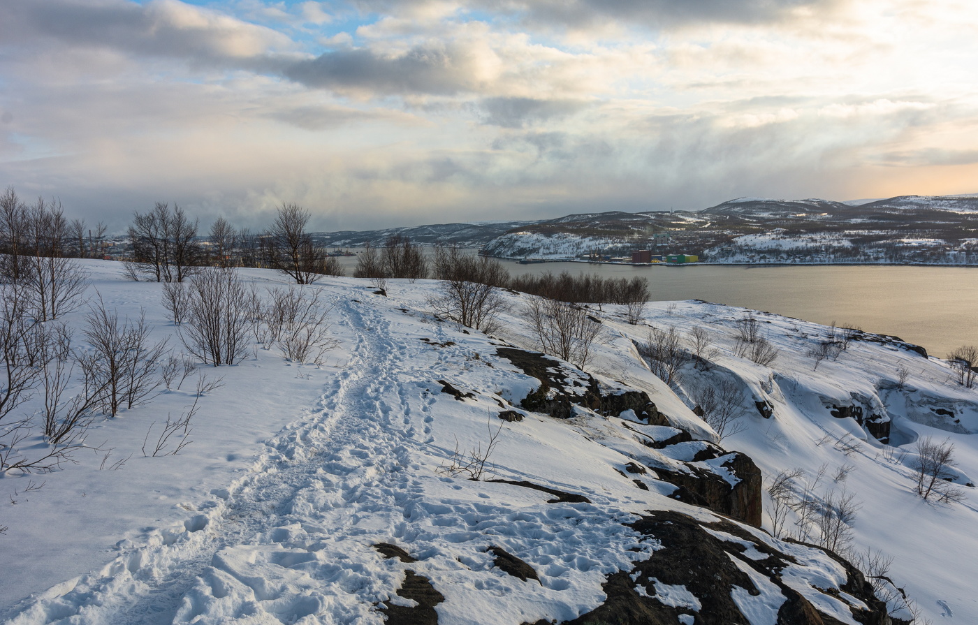 начало апреля