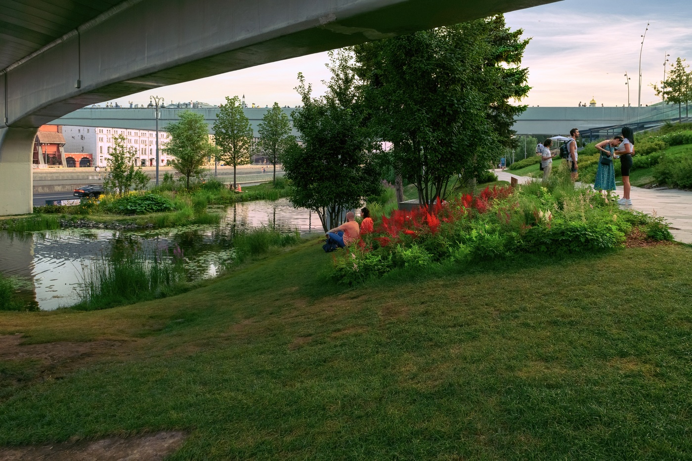 Летом в Зарядье