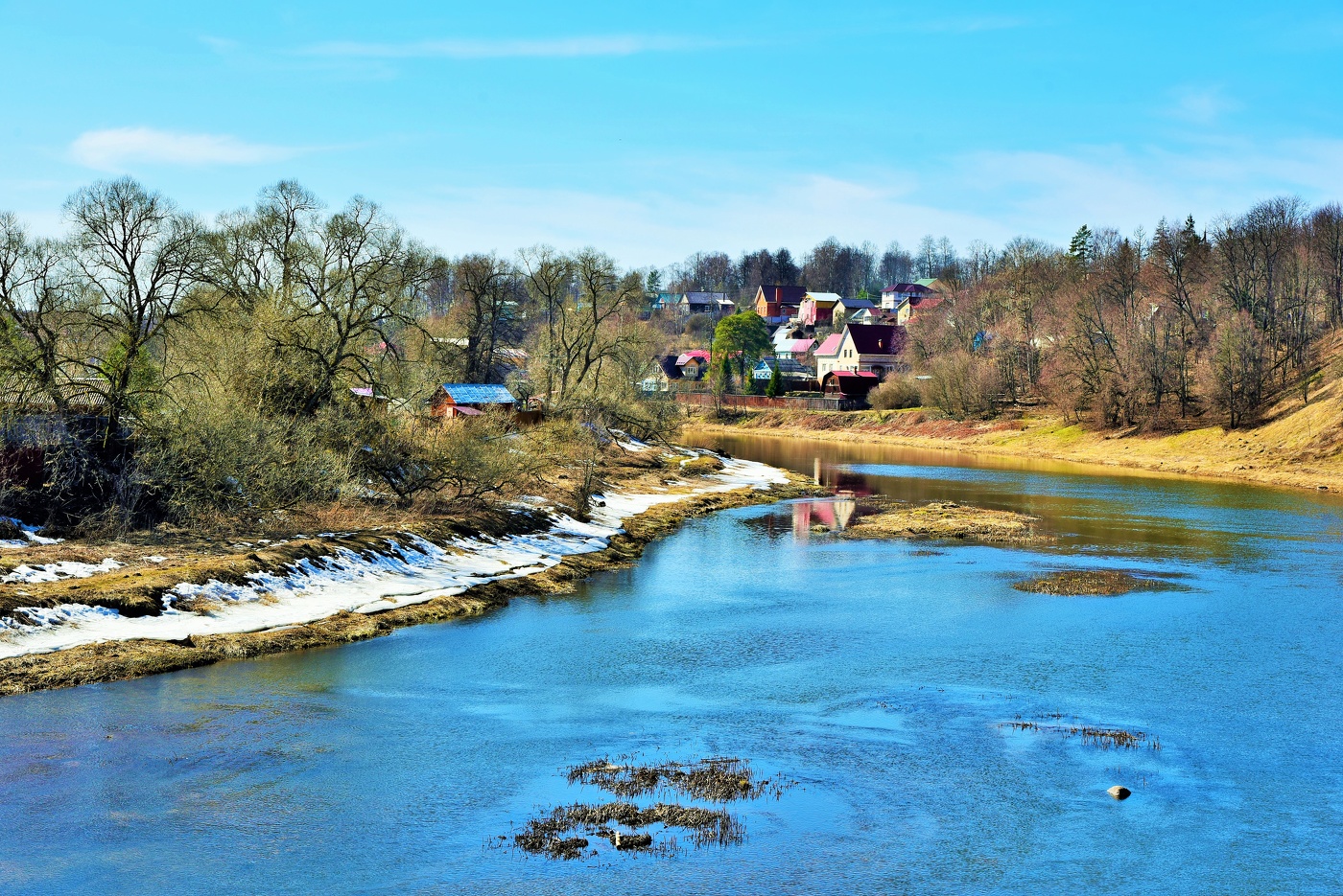 "Еще одна весна! Я таю в восхищенье ..."