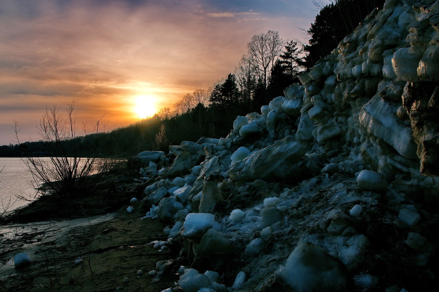 После ледохода.