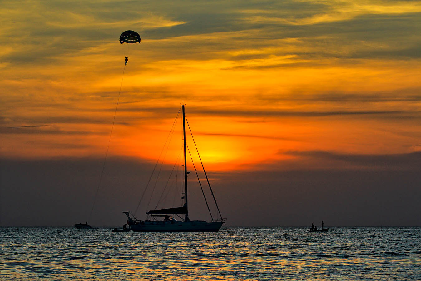 Вечер на Ката-Бич