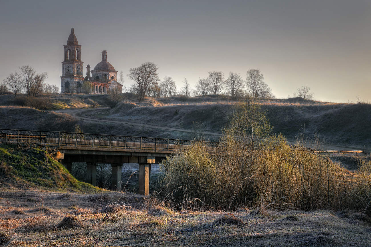 О чём молчат разрушенные храмы..