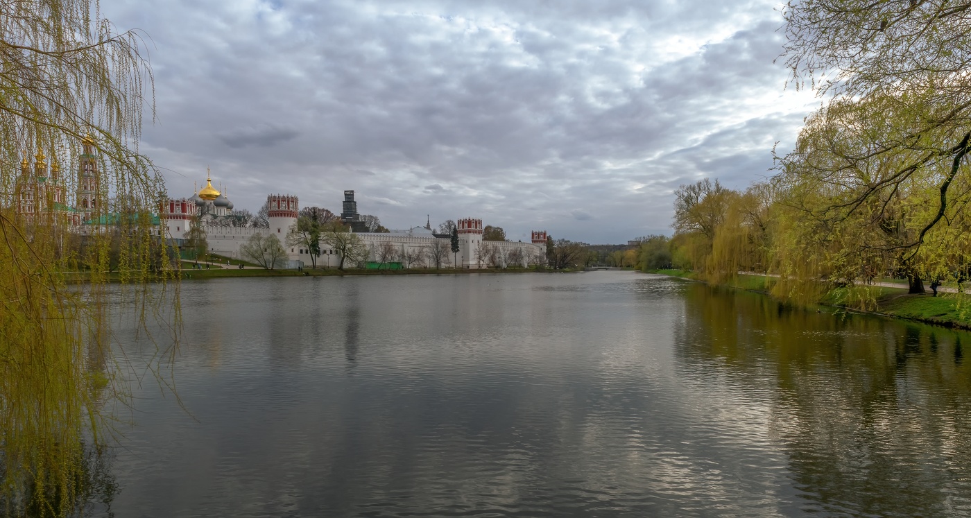 Новодевичьей монастырь