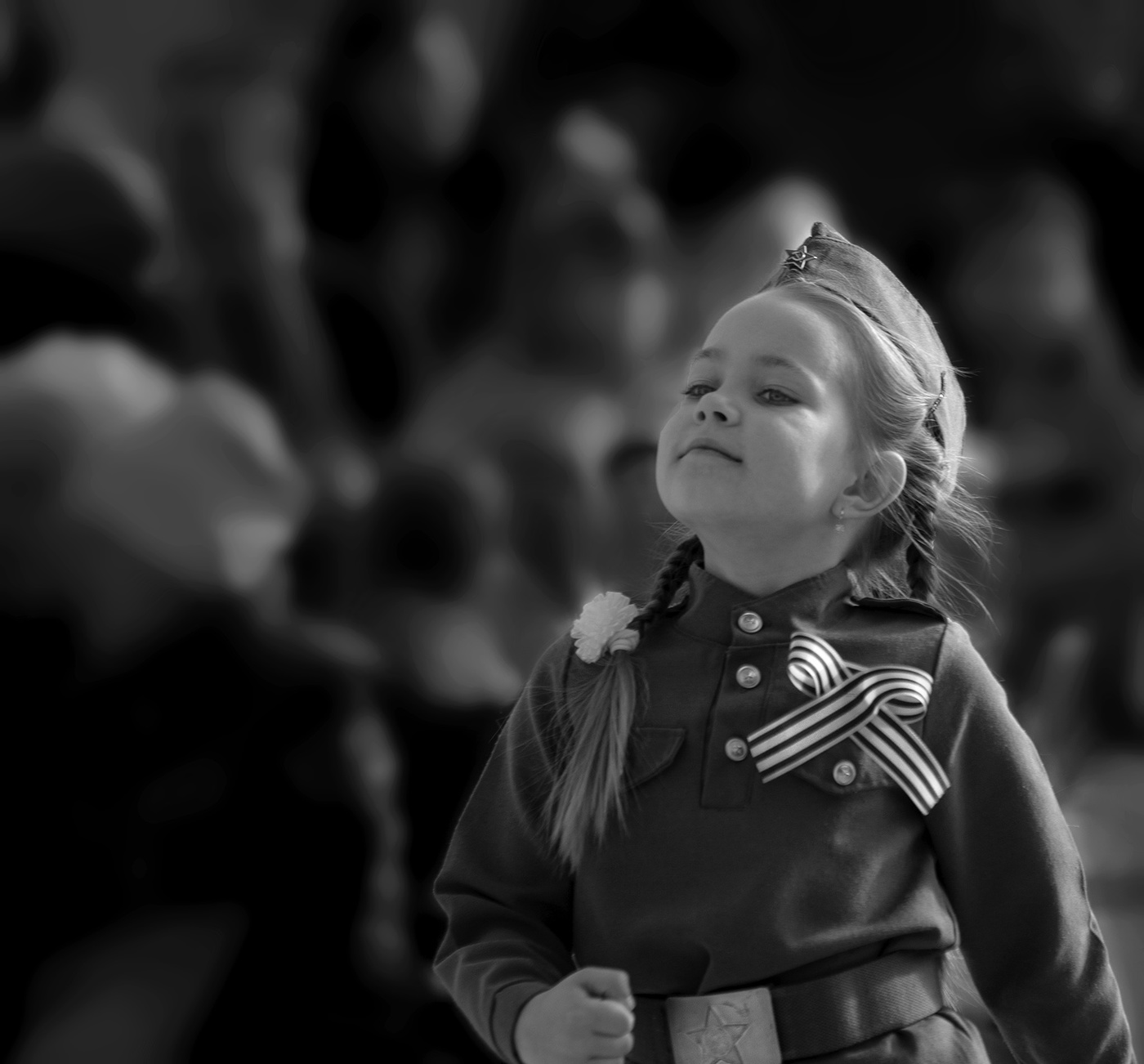 Так пусть же Красная...