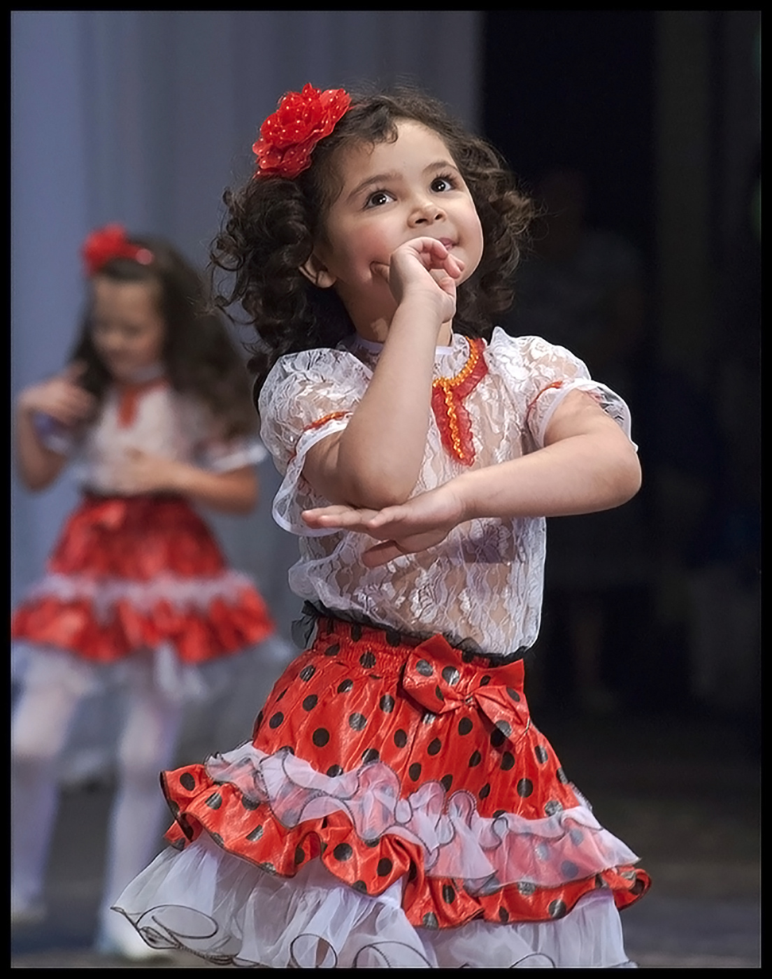 Солистка ансамбля