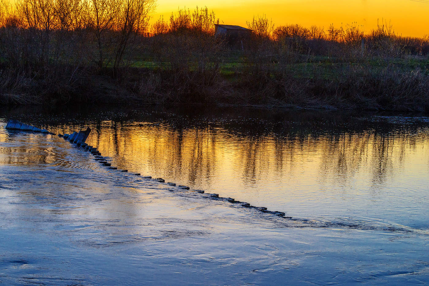 Свияга река...