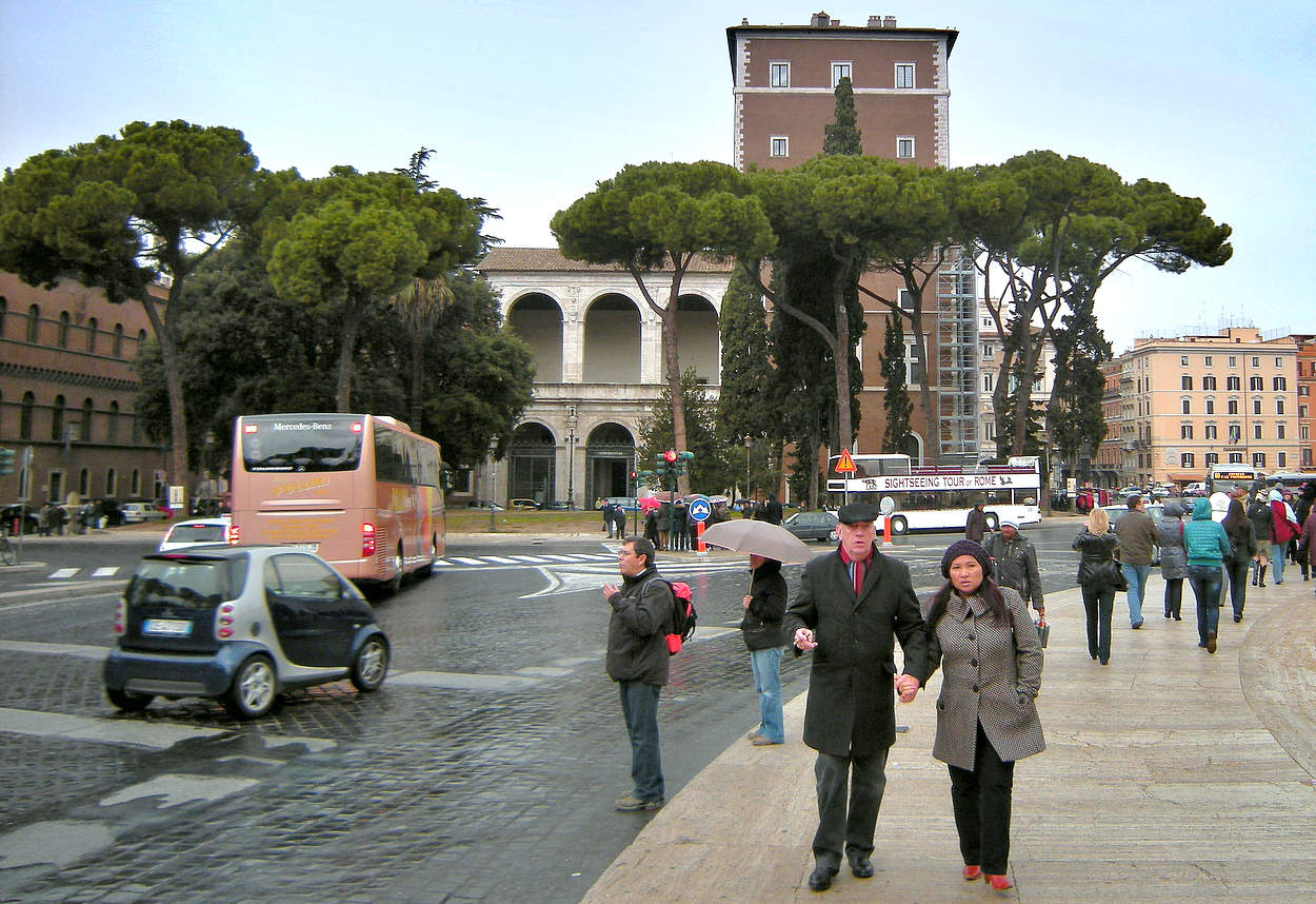 Прогулка в дождь по Риму