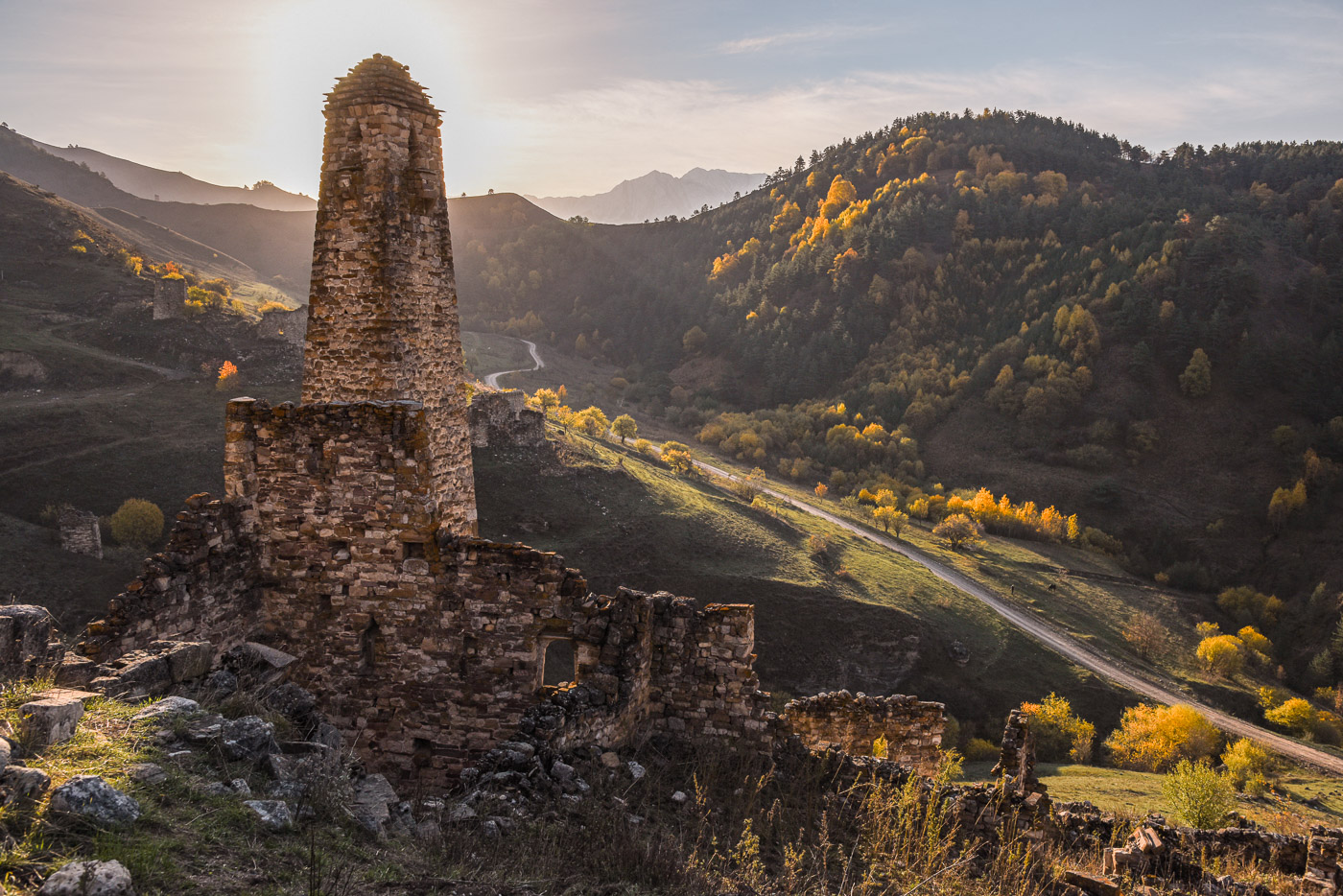 Утро у старой башни