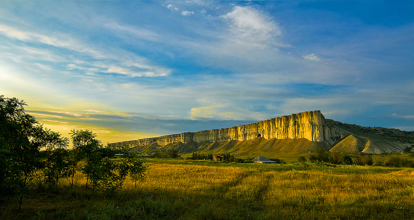 Махина Белой скалы