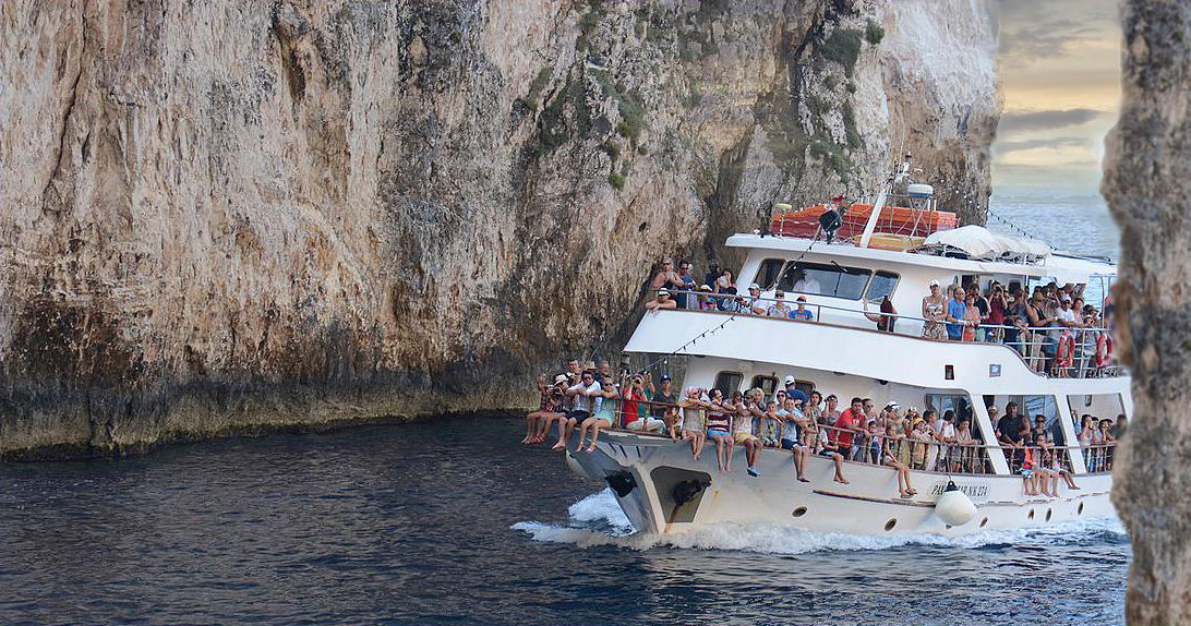 опасный маневр