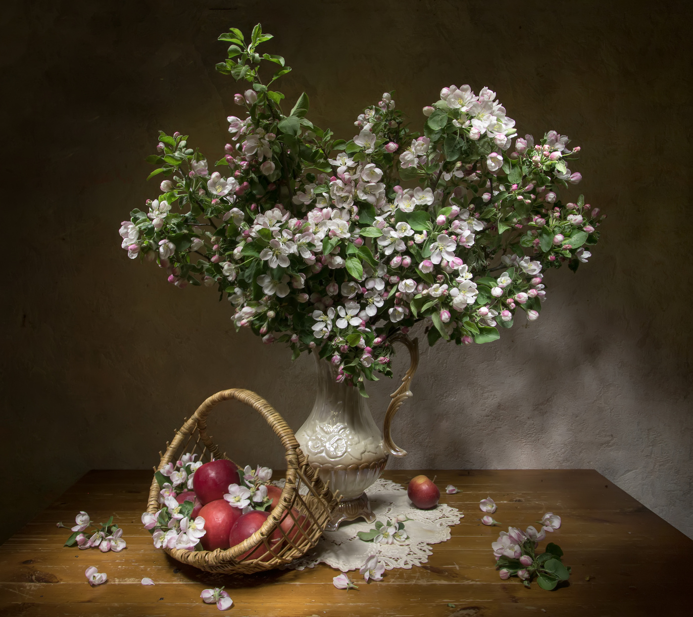 Яблонька зацвела...