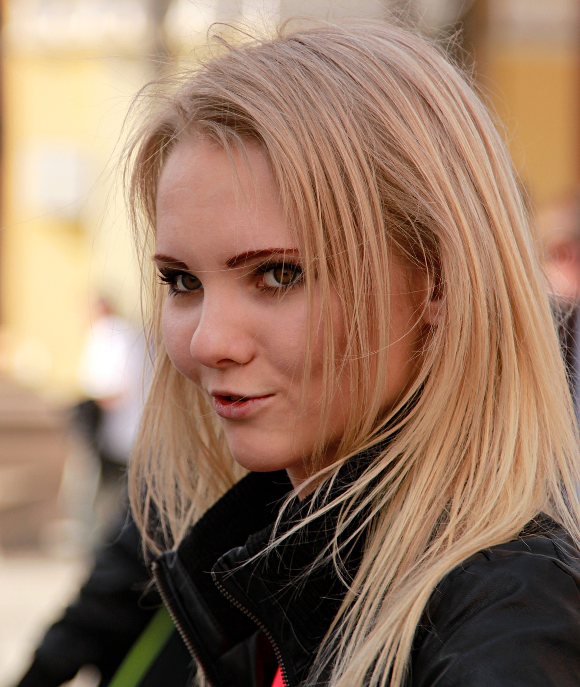 Уличный портрет