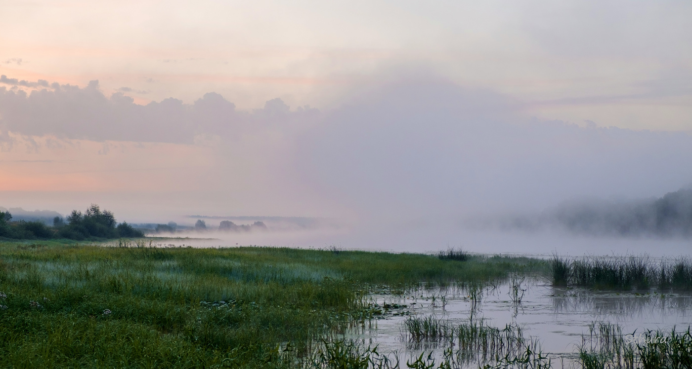 Туман на озере.